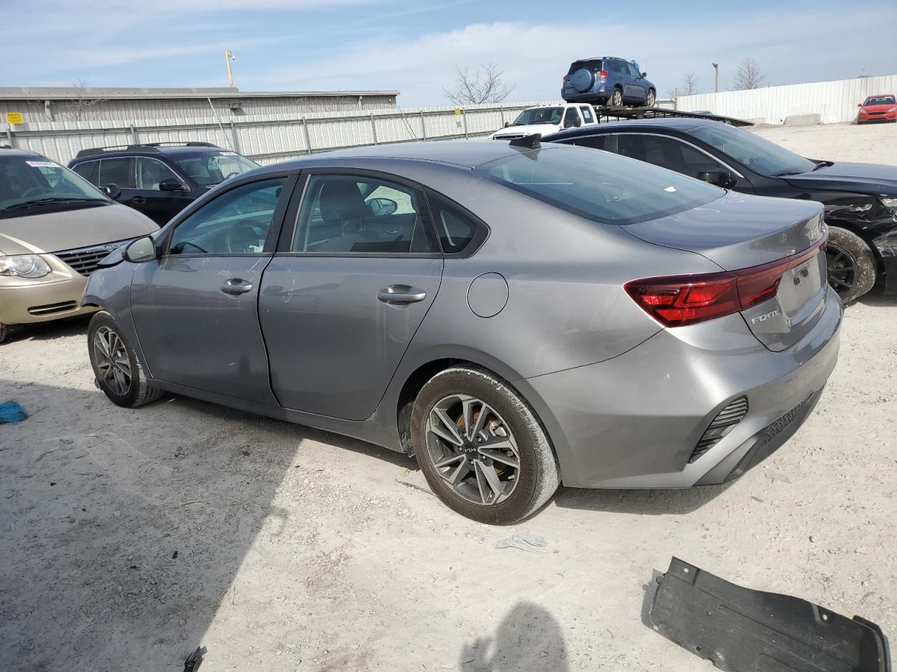 2024 KIA FORTE LX VIN:3KPF24AD9RE724612