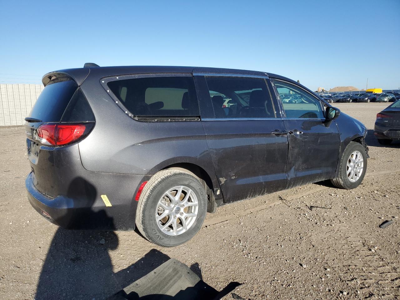 2022 CHRYSLER VOYAGER LX VIN:2C4RC1CG1NR219060