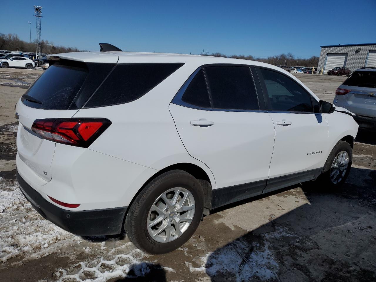 2022 CHEVROLET EQUINOX LT VIN:3GNAXJEV8NL136579