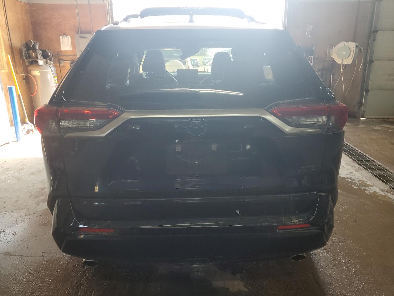 2022 TOYOTA RAV4 PRIME XSE VIN:JTMFB3FV2ND094990