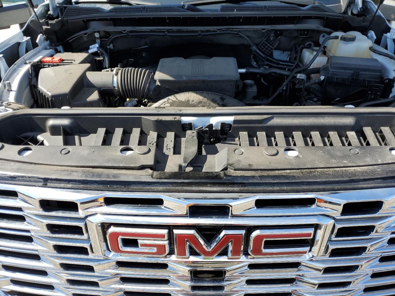 2024 GMC SIERRA K2500 DENALI VIN:1GT49RE75RF128617
