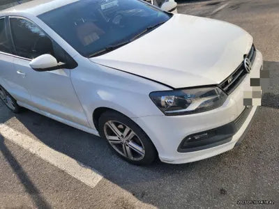 2014 Volkswagen Polo VIN: