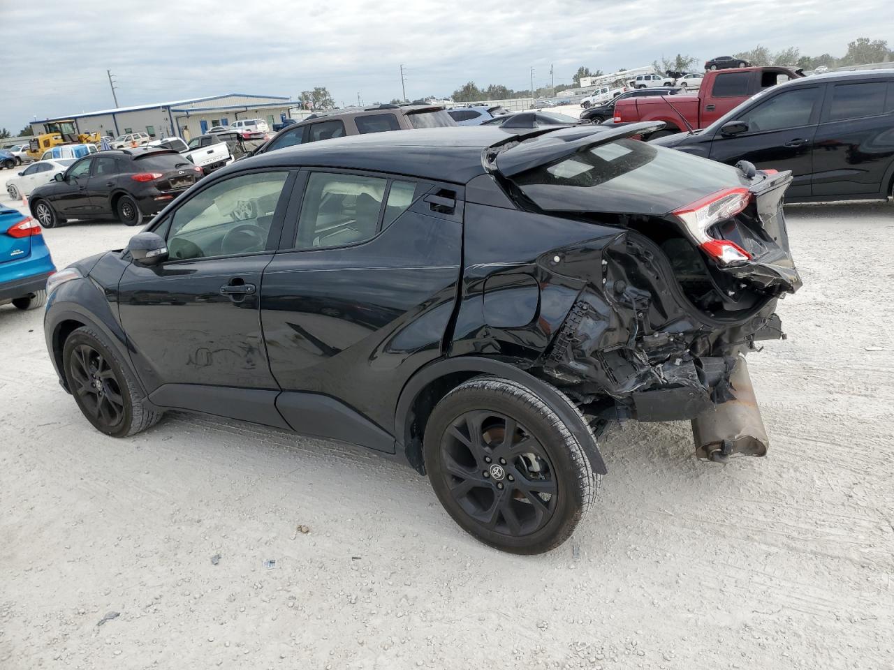 2022 TOYOTA C-HR XLE VIN:JTNKHMBX5N1135524