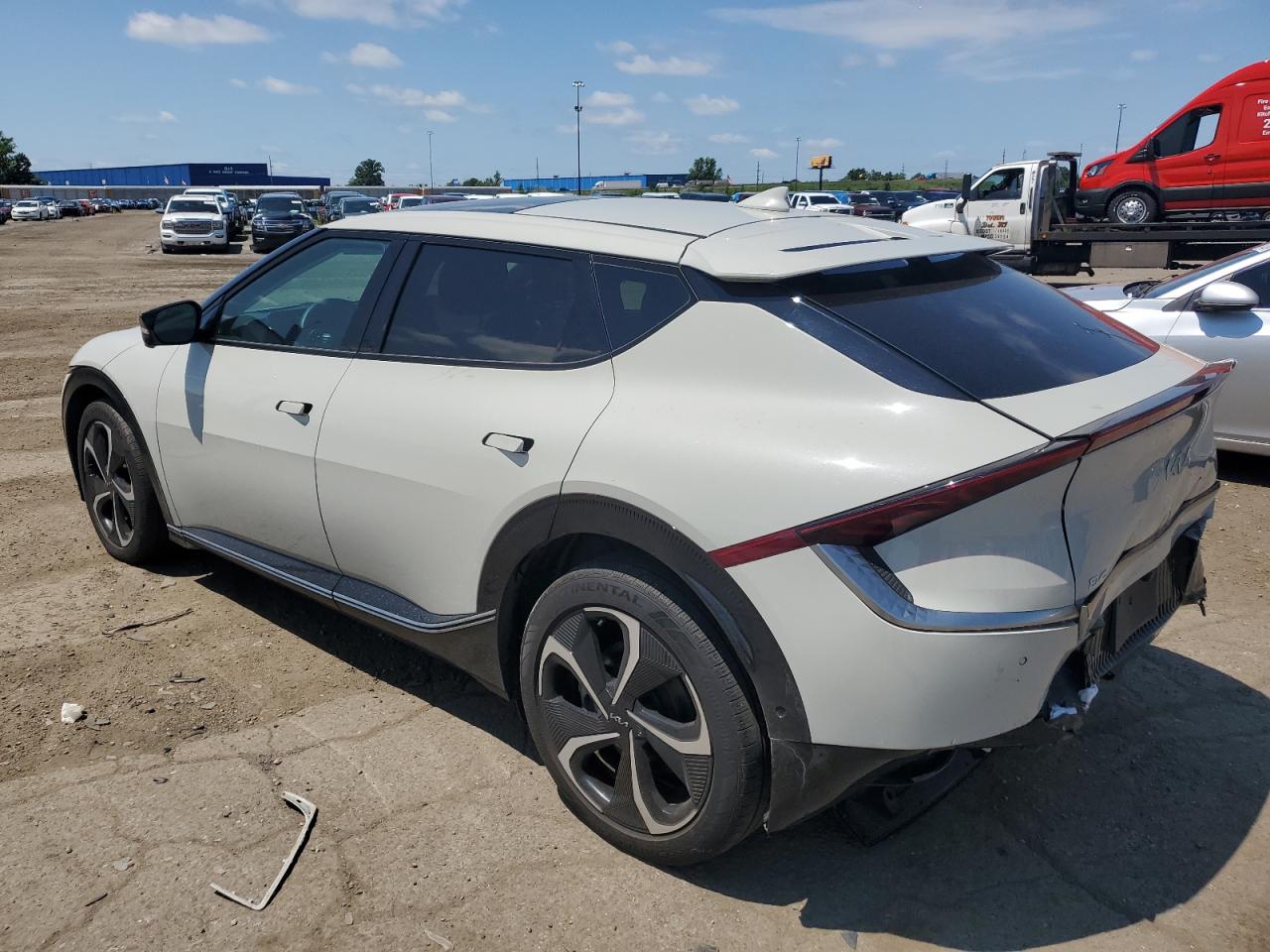 2022 KIA EV6 LIGHT VIN:KNDC3DLC5N5027030