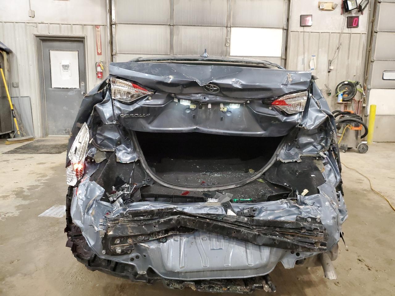 2022 TOYOTA COROLLA LE VIN:5YFEPMAE0NP271706