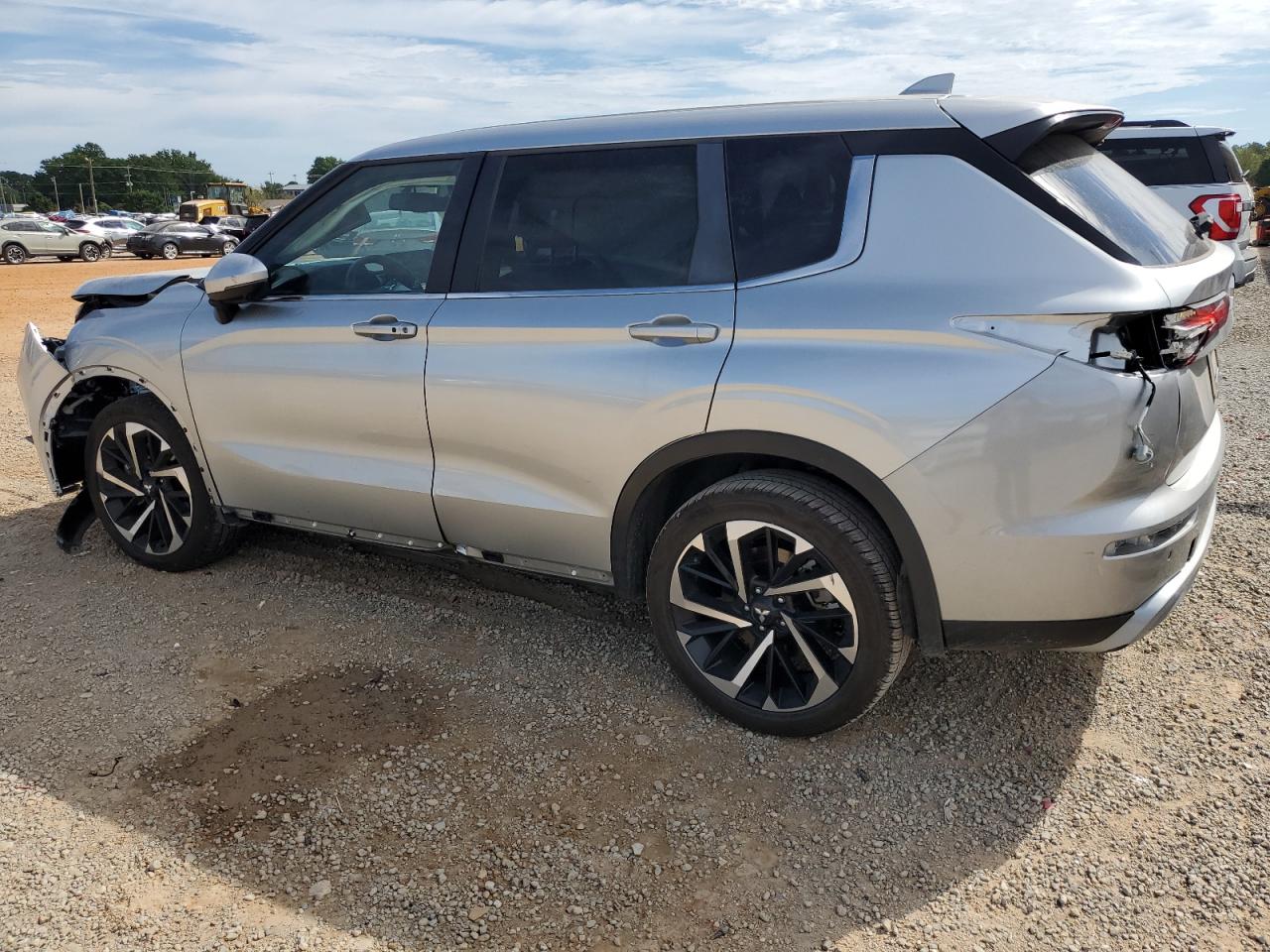 2024 MITSUBISHI OUTLANDER SE VIN:JA4J3VA84RZ013897