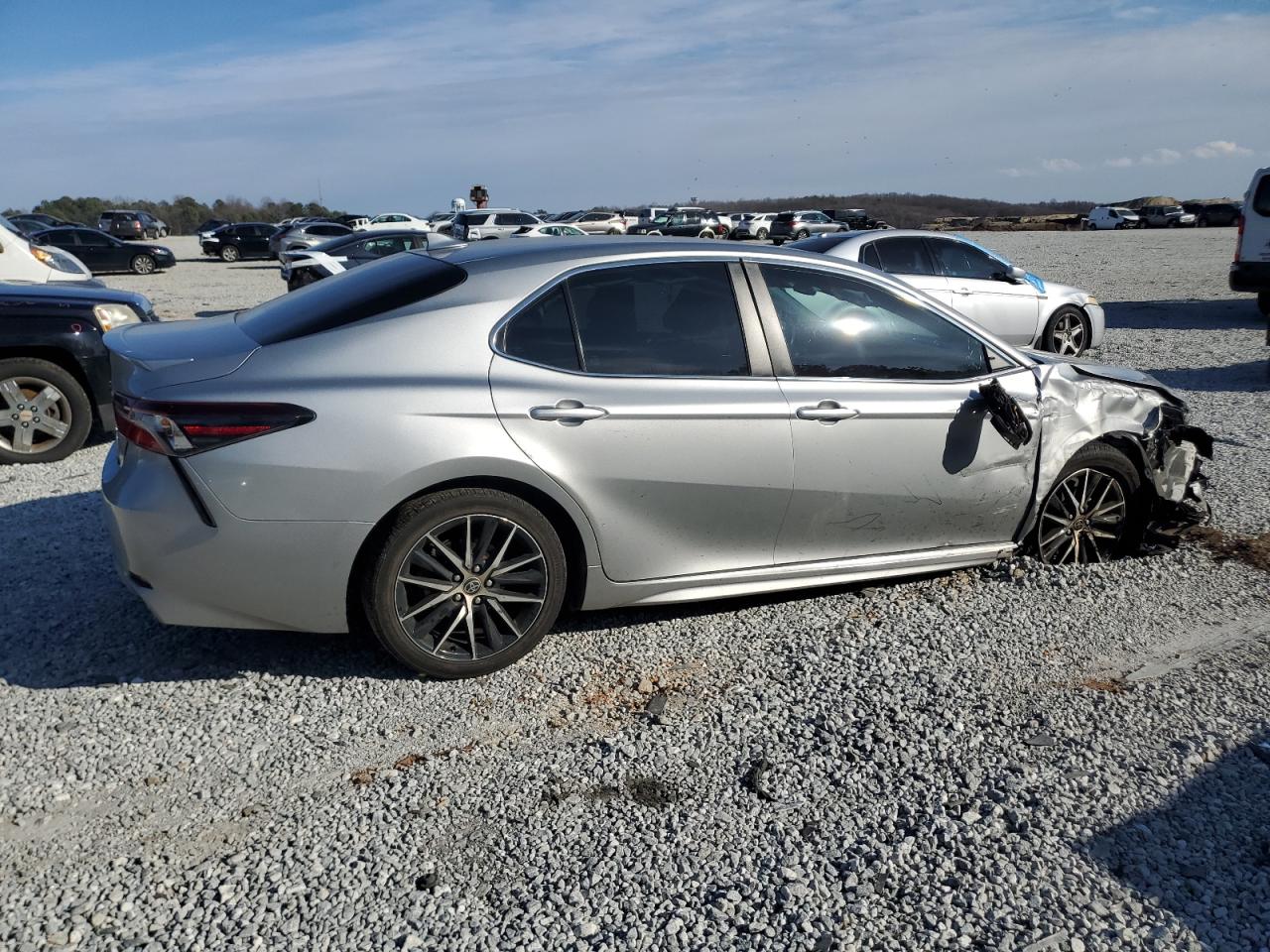 2022 TOYOTA CAMRY SE VIN:4T1G11AK5NU017731