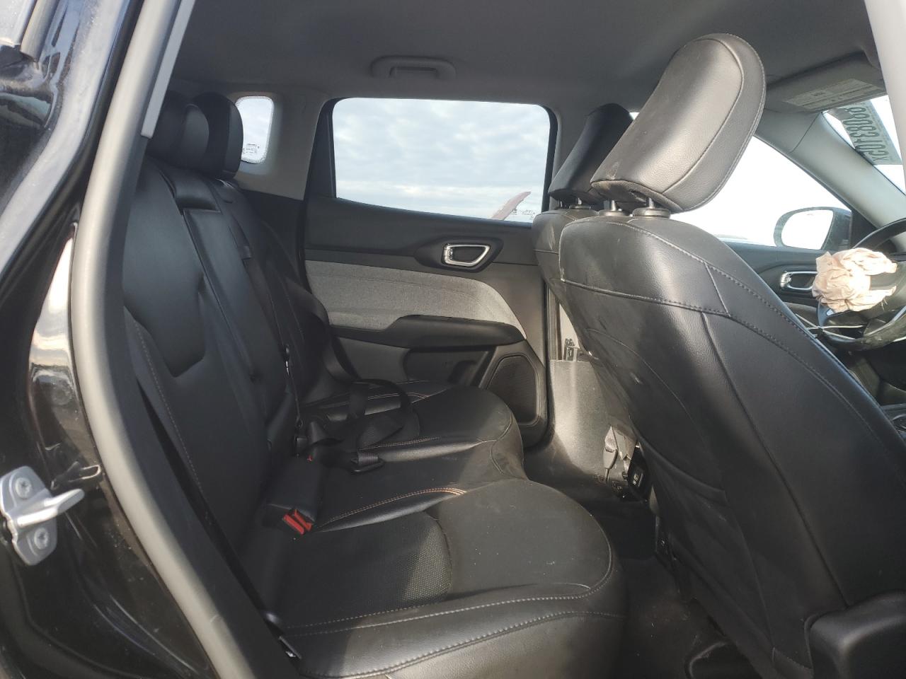 2022 JEEP COMPASS LATITUDE LUX VIN:3C4NJDFBXNT203149