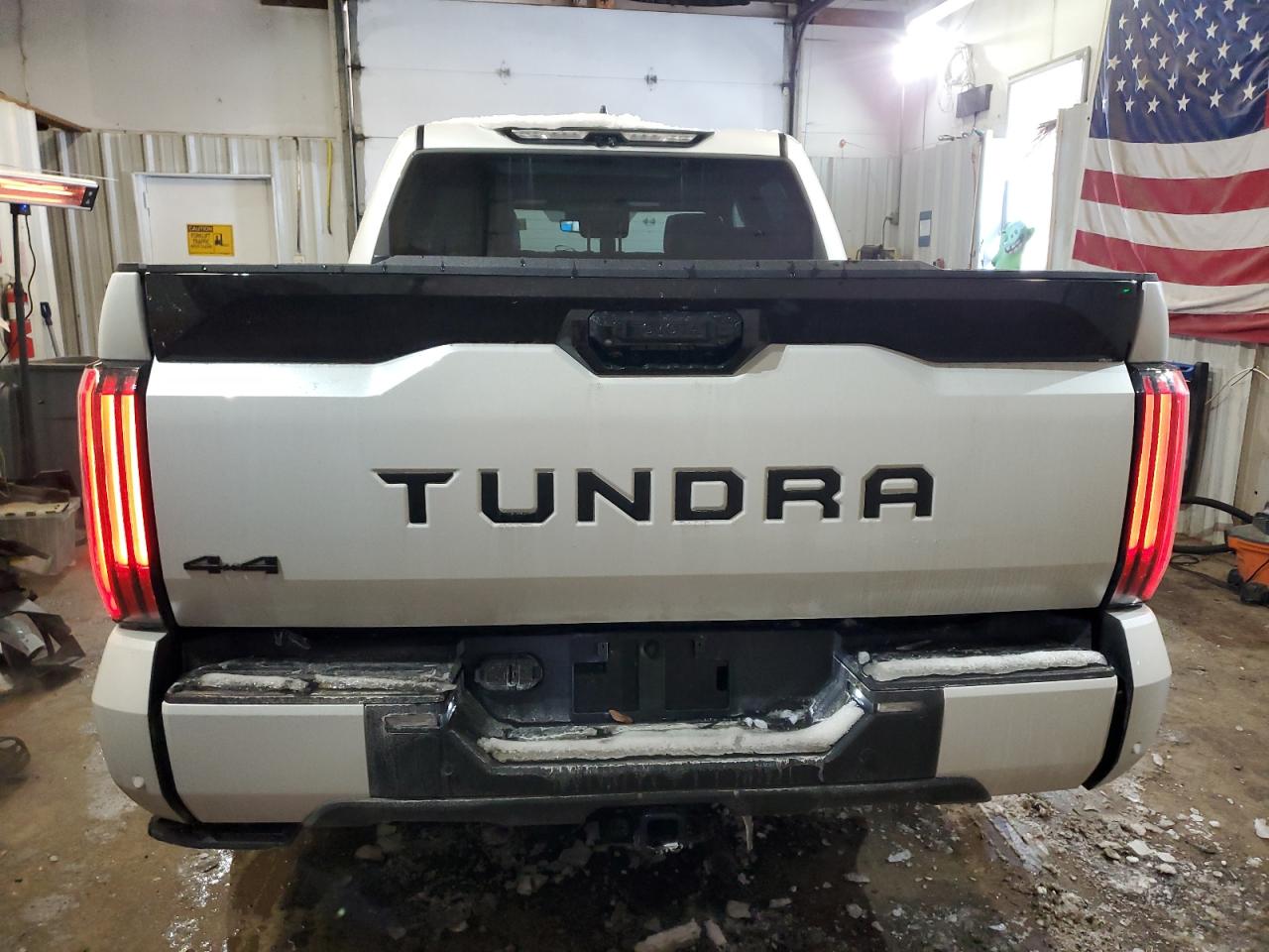 2024 TOYOTA TUNDRA CREWMAX PLATINUM VIN:5TFNA5DB8RX135761