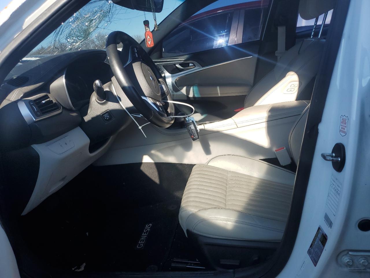 2022 GENESIS G70 BASE VIN:KMTG54TE5NU094831