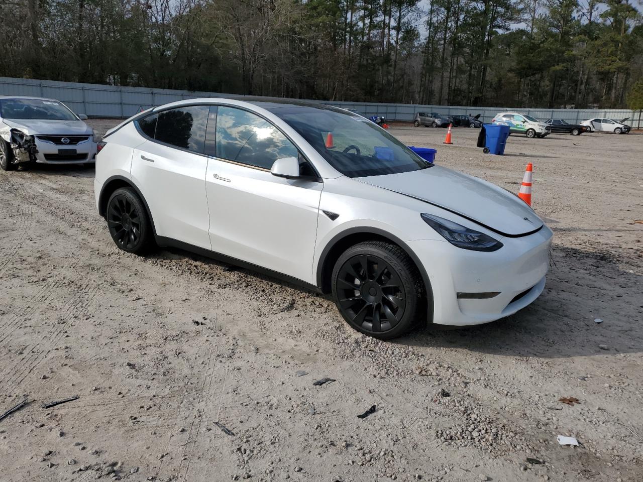 2022 TESLA MODEL Y  VIN:7SAYGDEE5NA014513