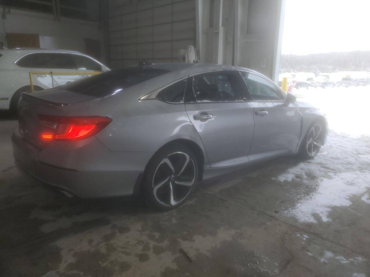 2022 HONDA ACCORD SPORT VIN:1HGCV1F37NA026393