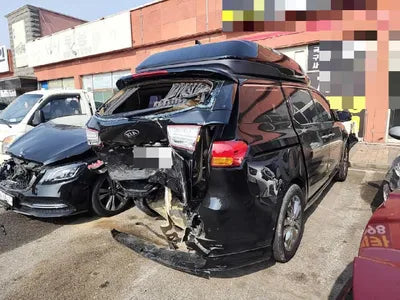 2015 Kia Carnival VIN: