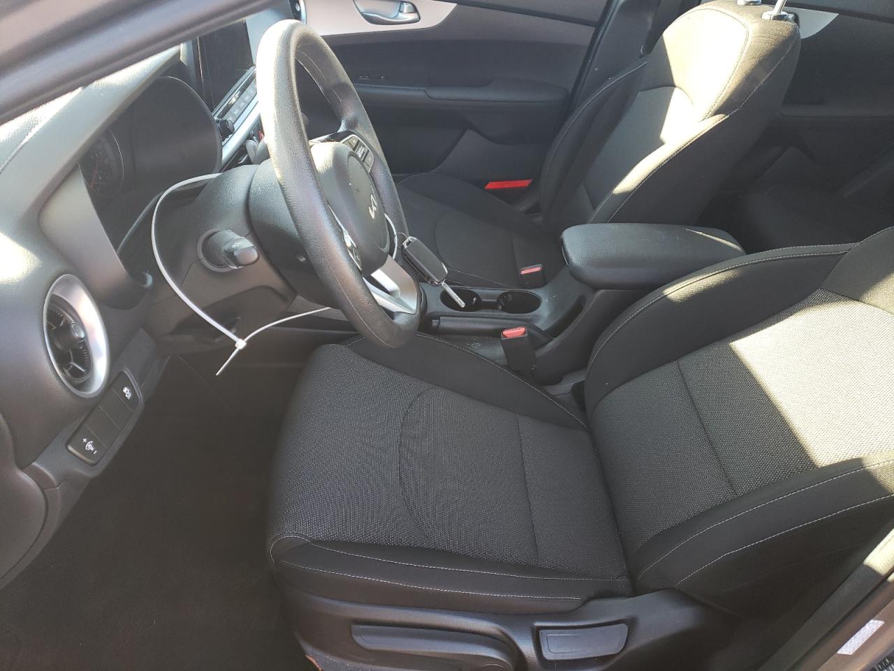 2024 KIA FORTE LX VIN:3KPF24AD0RE786223