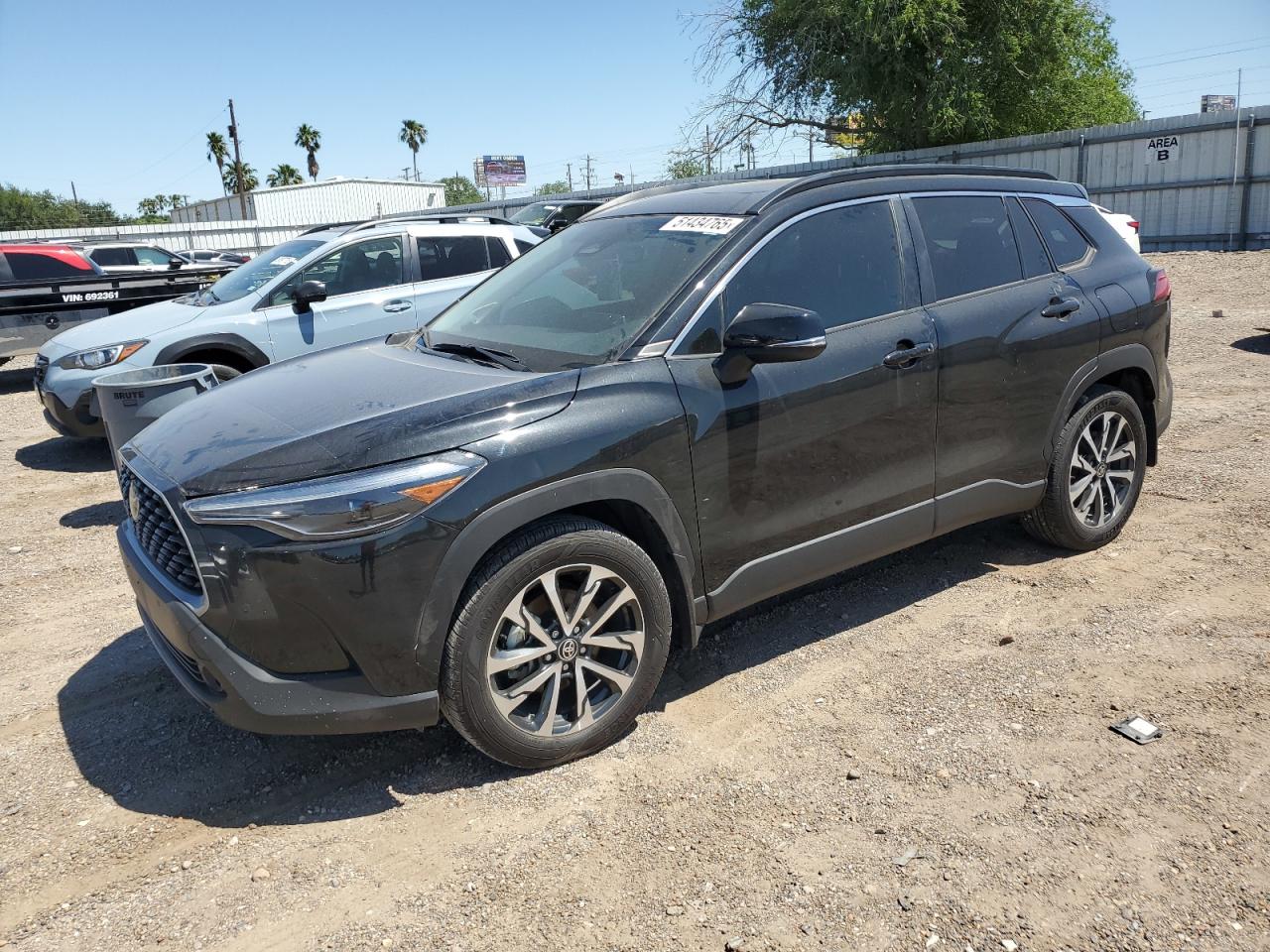 2023 TOYOTA COROLLA CROSS XLE VIN:7MUDAABG9PV076750