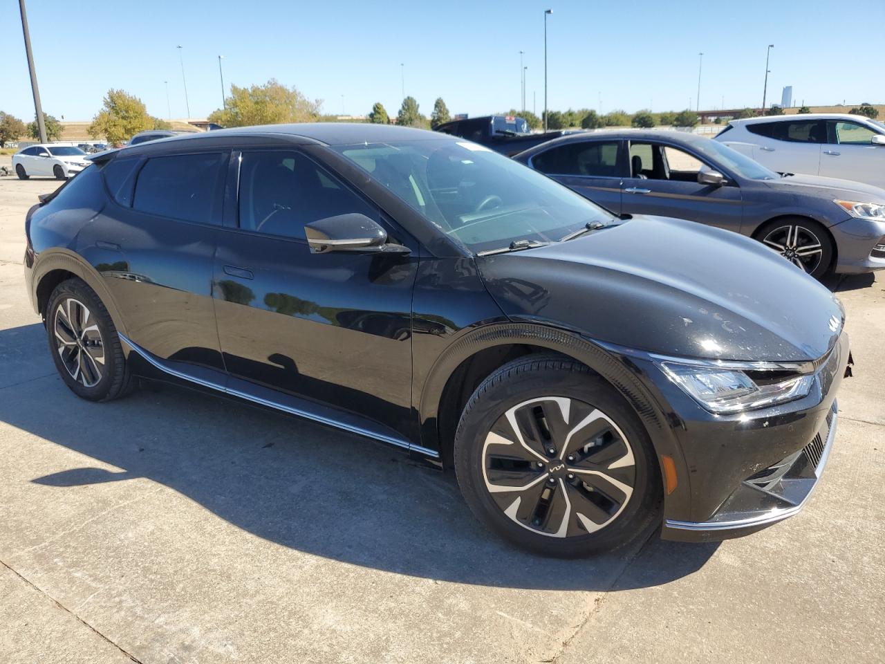 2022 KIA EV6 LIGHT VIN:KNDC34LA7N5083663