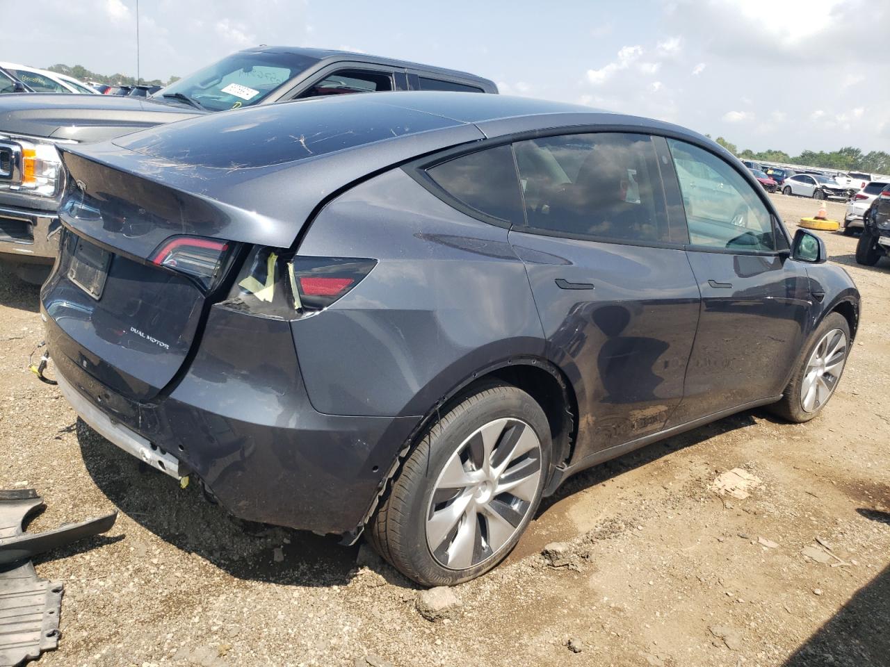 2022 TESLA MODEL Y  VIN:7SAYGAEE2NF544343