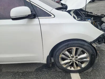 2017 Kia Carnival VIN: