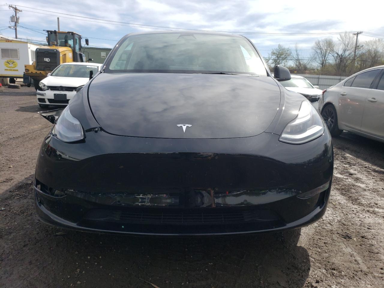 2022 TESLA MODEL Y  VIN:7SAYGDEF0NF452755