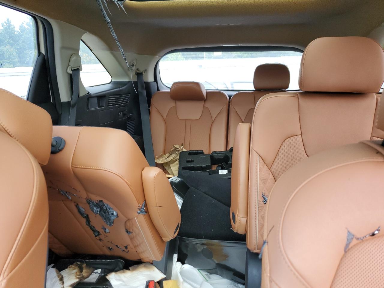 2022 KIA SORENTO SX VIN:5XYRKDLF3NG152848