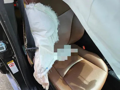 2015 Toyota Prius v VIN: