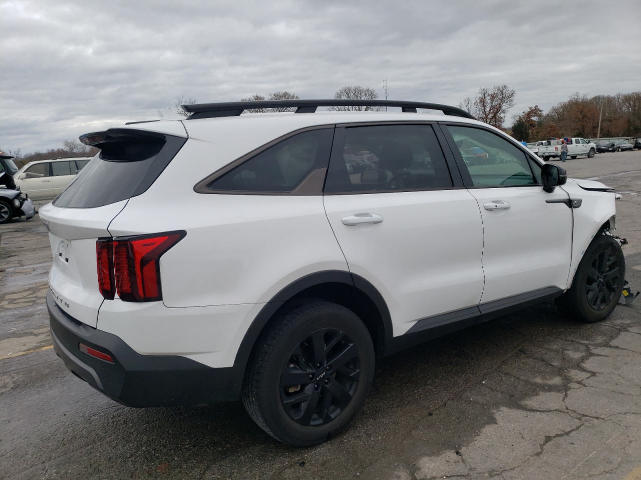 2022 KIA SORENTO S VIN:5XYRLDLC4NG105525