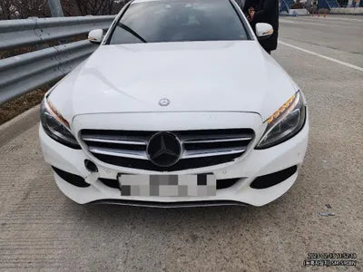 2016 Mercedes-Benz C 220 VIN: