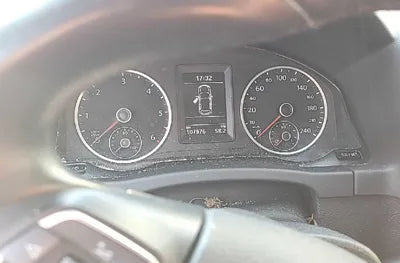 2016 Volkswagen Tiguan WVGZZZ5NZGW554323 VIN:WVGZZZ5NZGW554323