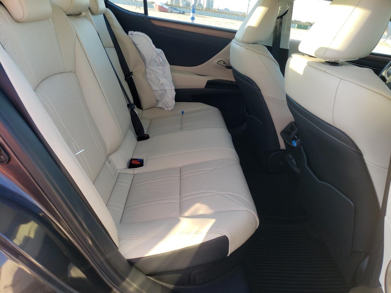 2024 LEXUS ES 300H BASE VIN:58AEA1C13RU054013