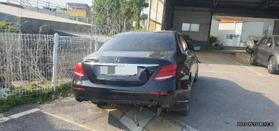 2017 Mercedes-Benz E 300 VIN: