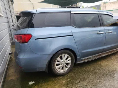 2015 Kia Carnival VIN: