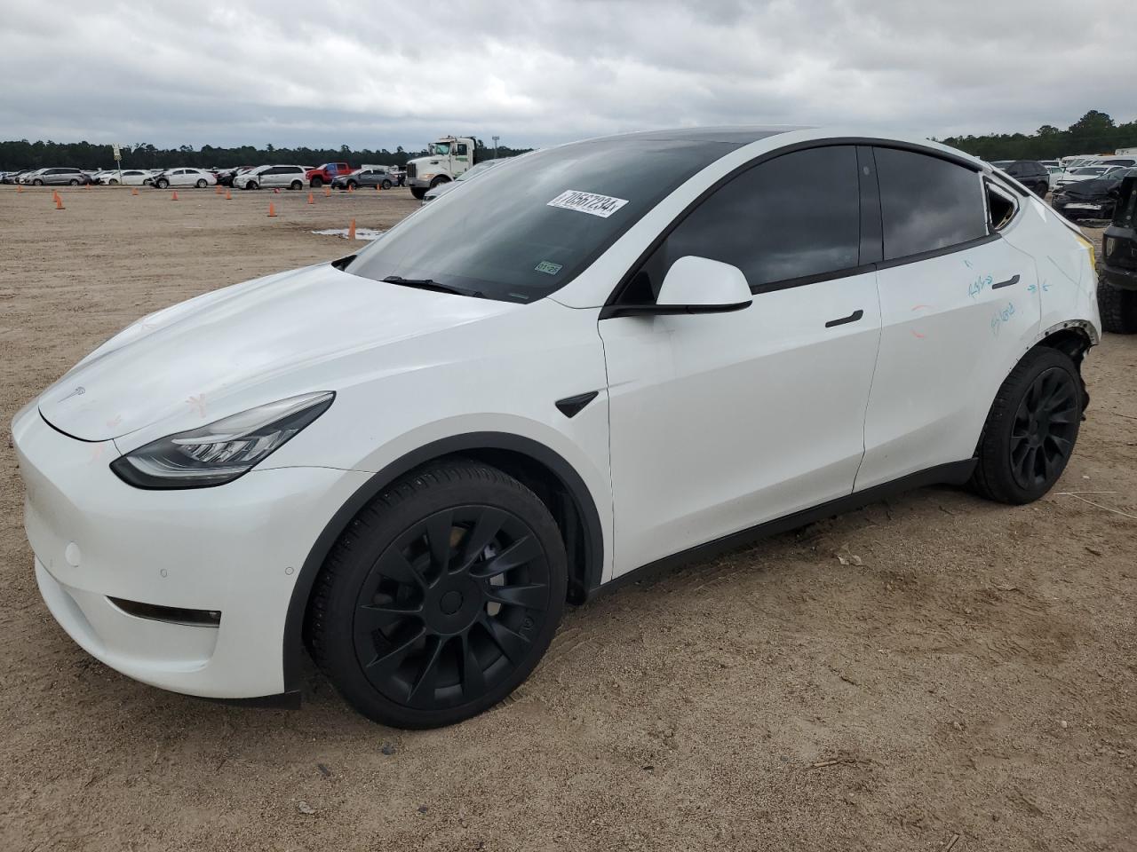 2022 TESLA MODEL Y  VIN:7SAYGDEE3NF331483