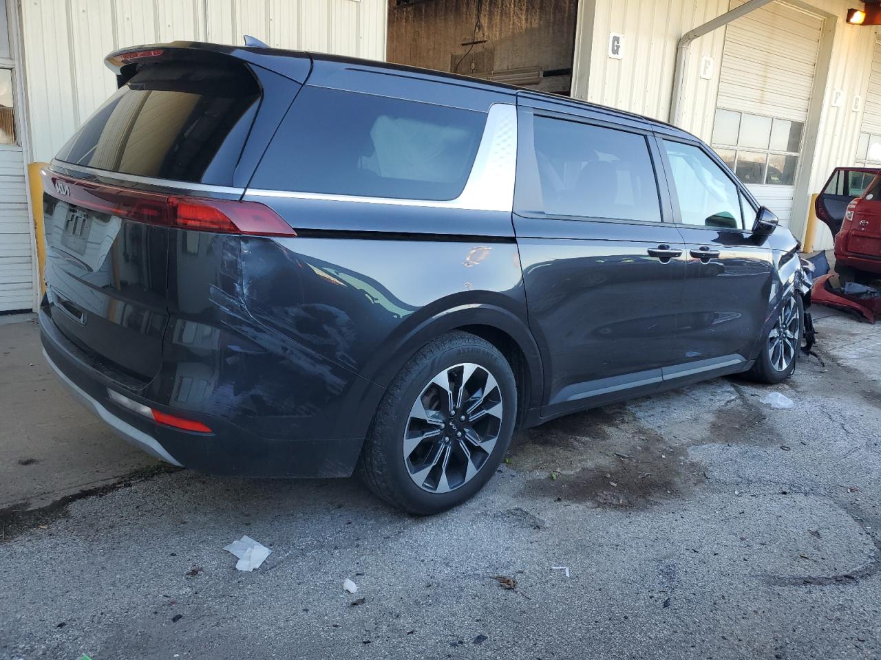 2022 KIA CARNIVAL EX VIN:KNDNC5H37N6181496