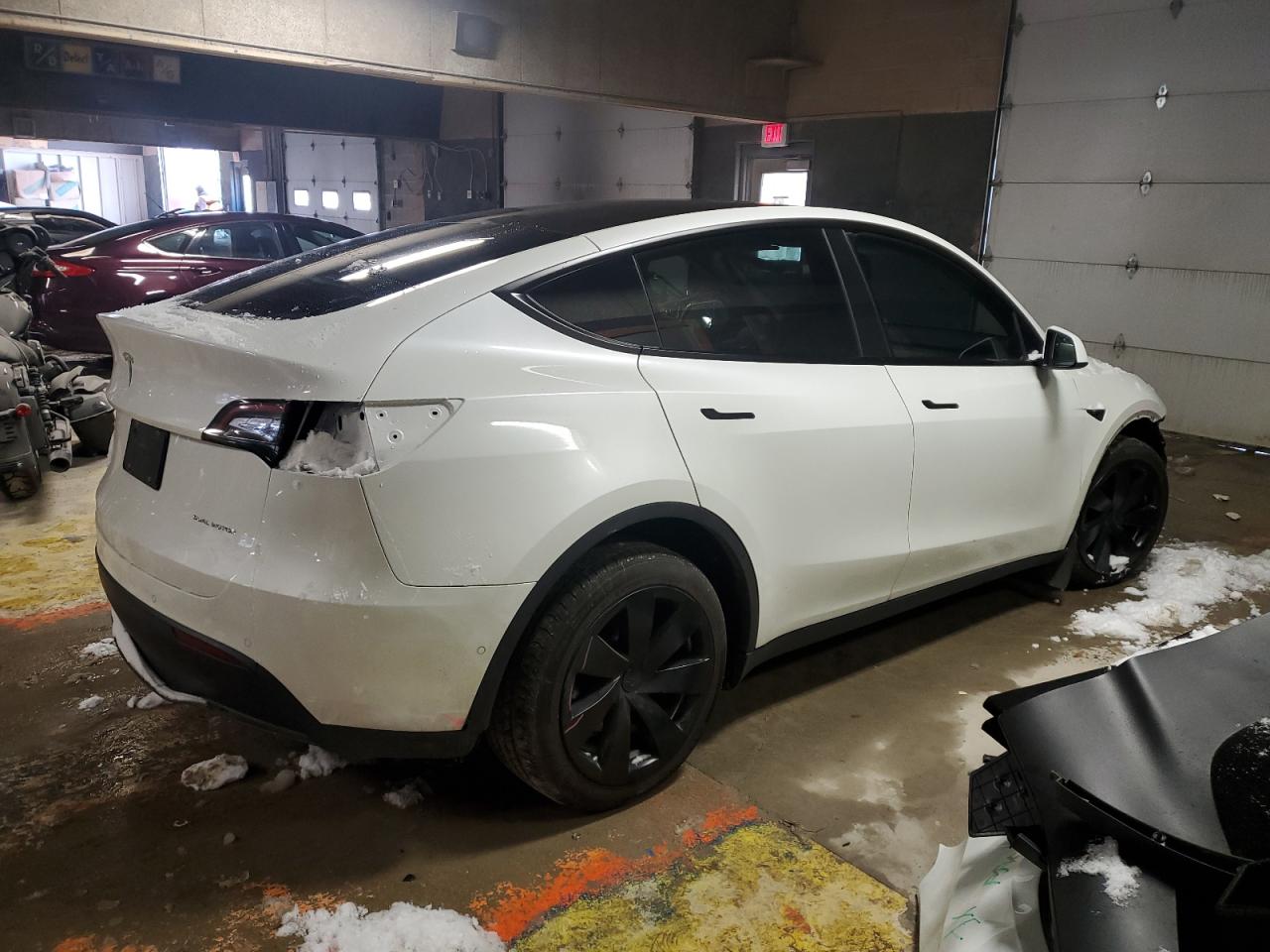 2022 TESLA MODEL Y  VIN:7SAYGDEE6NF366938