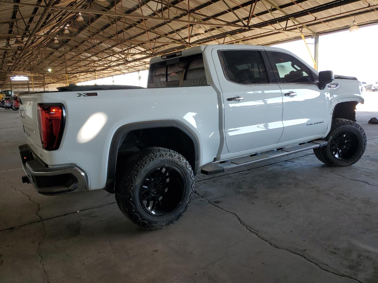 2022 GMC SIERRA K1500 SLT VIN:3GTUUDET1NG548253