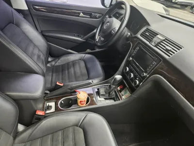 2015 Volkswagen Passat VIN: