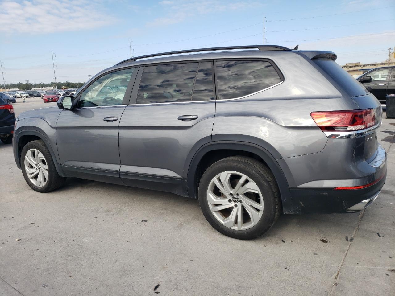 2022 VOLKSWAGEN ATLAS SE VIN:1V2WR2CA3NC559224