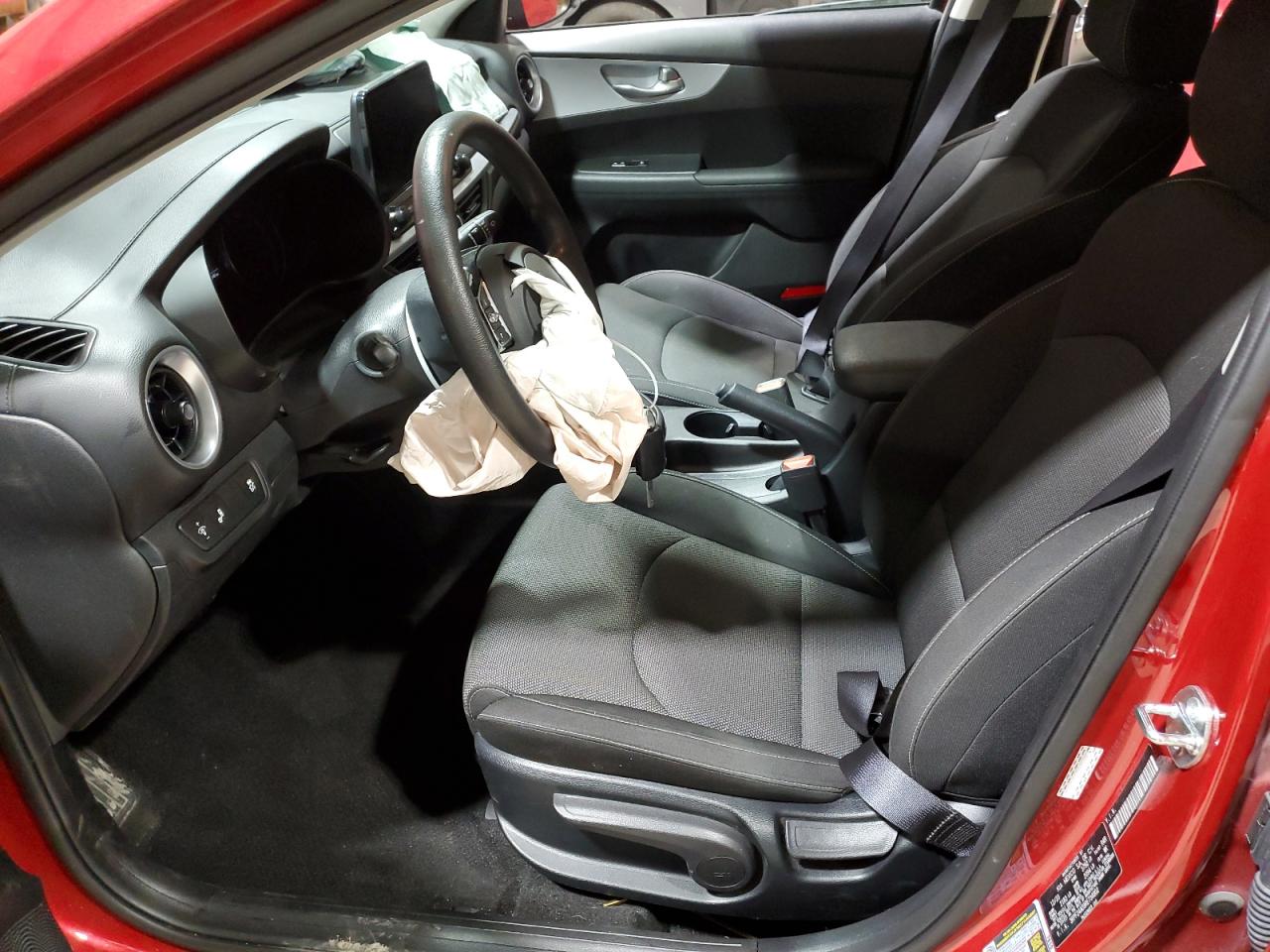 2024 KIA FORTE LX VIN:3KPF24AD9RE734802