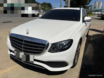 2019 Mercedes-Benz E 220 WDDZF0EB3KA663677 VIN:WDDZF0EB3KA663677