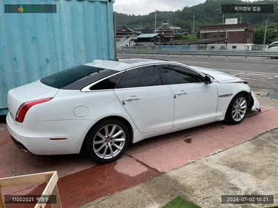 2018 Jaguar XJ SAJAA1290HNW06692 VIN:SAJAA1290HNW06692