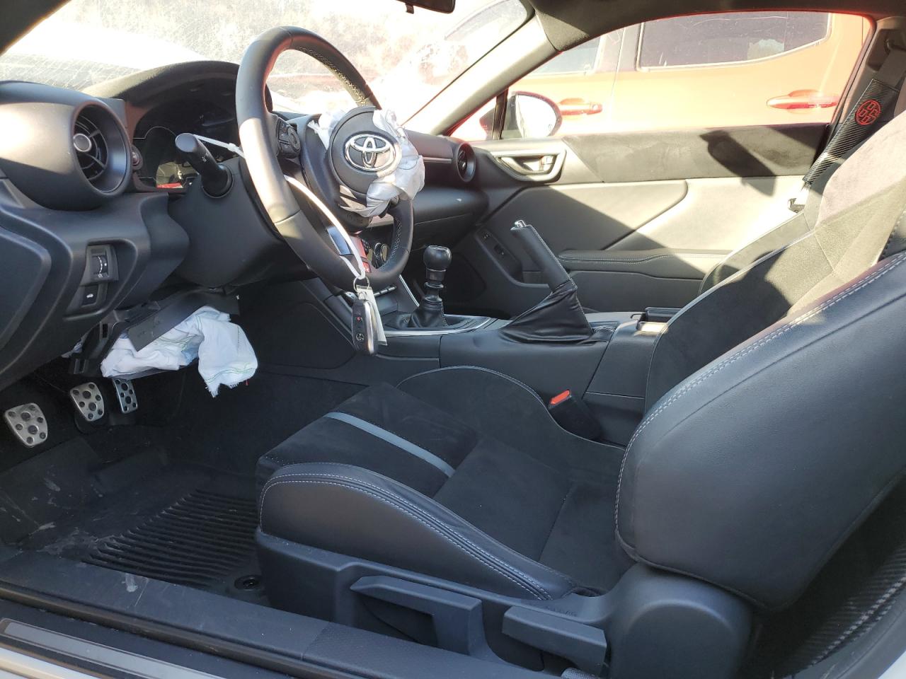 2023 TOYOTA GR 86 PREMIUM VIN:JF1ZNBE15P9761124