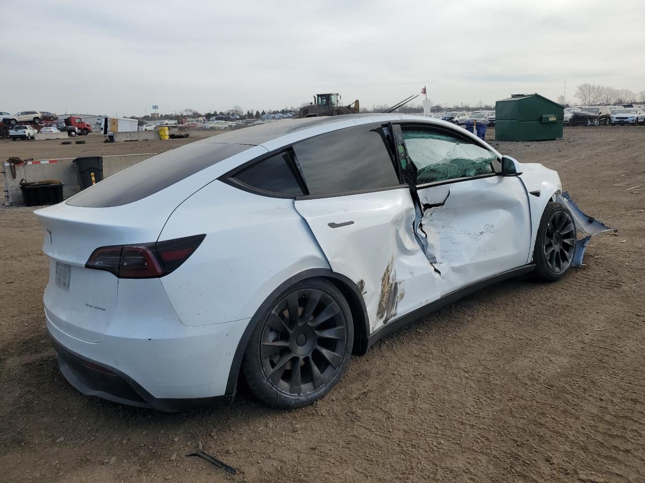 2022 TESLA MODEL Y  VIN:7SAYGAEE1NF540574