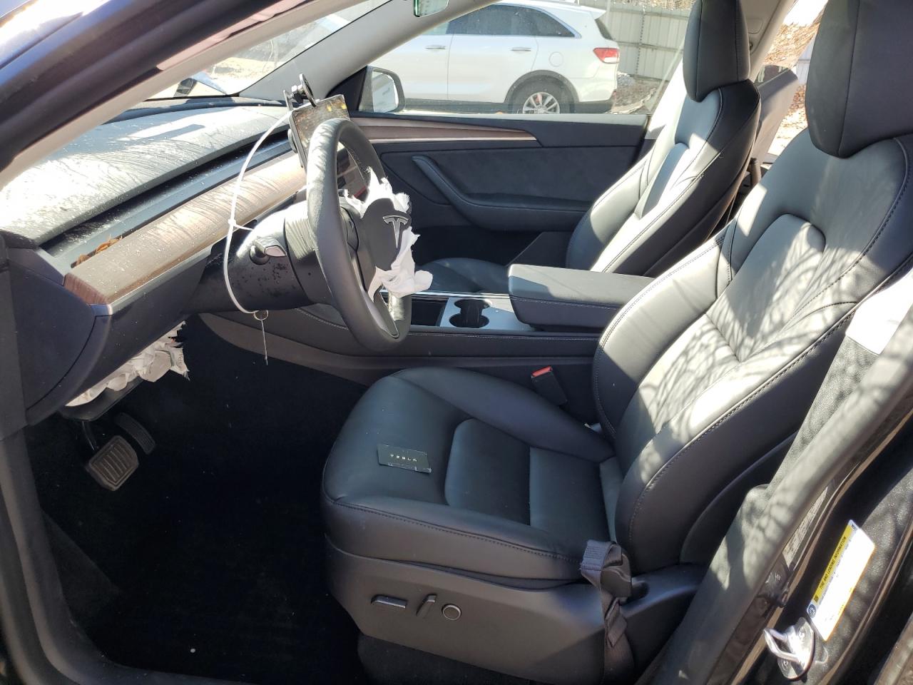 2024 TESLA MODEL Y  VIN:7SAYGDEE3RF995207