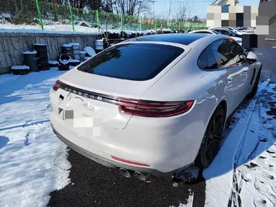2019 Porsche Panamera VIN: