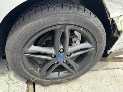 2016 Ford Focus VIN: