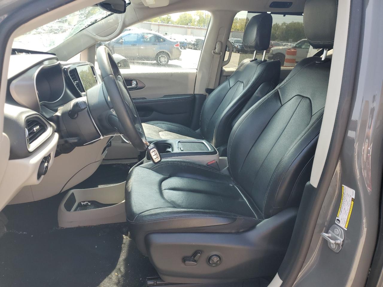 2022 CHRYSLER PACIFICA TOURING L VIN:2C4RC1BG5NR128410