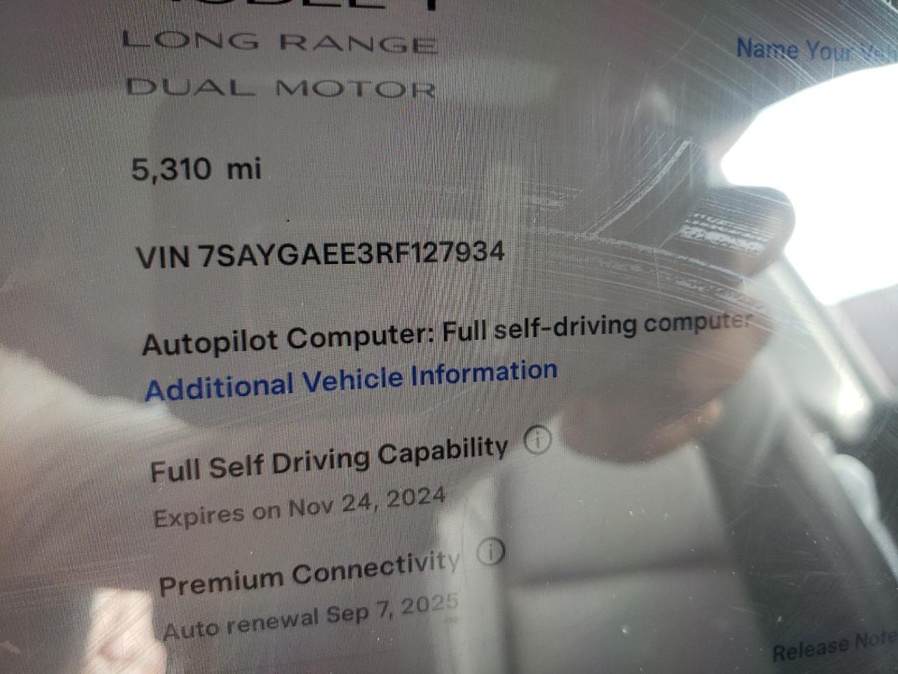 2024 TESLA MODEL Y  VIN:7SAYGAEE3RF127934