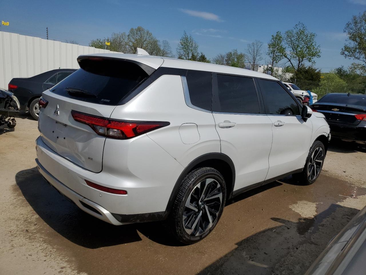 2023 MITSUBISHI OUTLANDER SE VIN:JA4J4UA87PZ061169