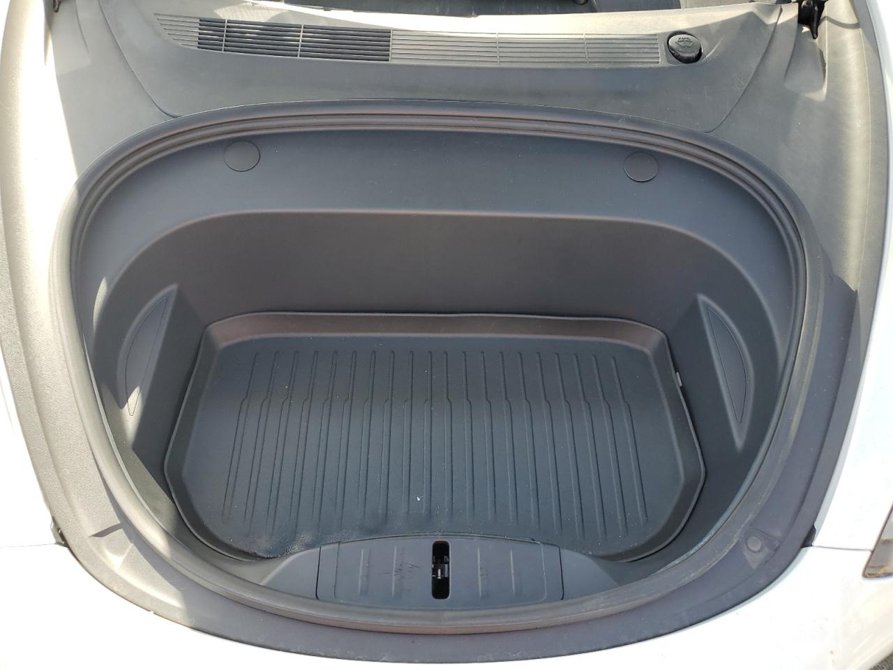 2022 TESLA MODEL 3  VIN:5YJ3E1EC9NF160152