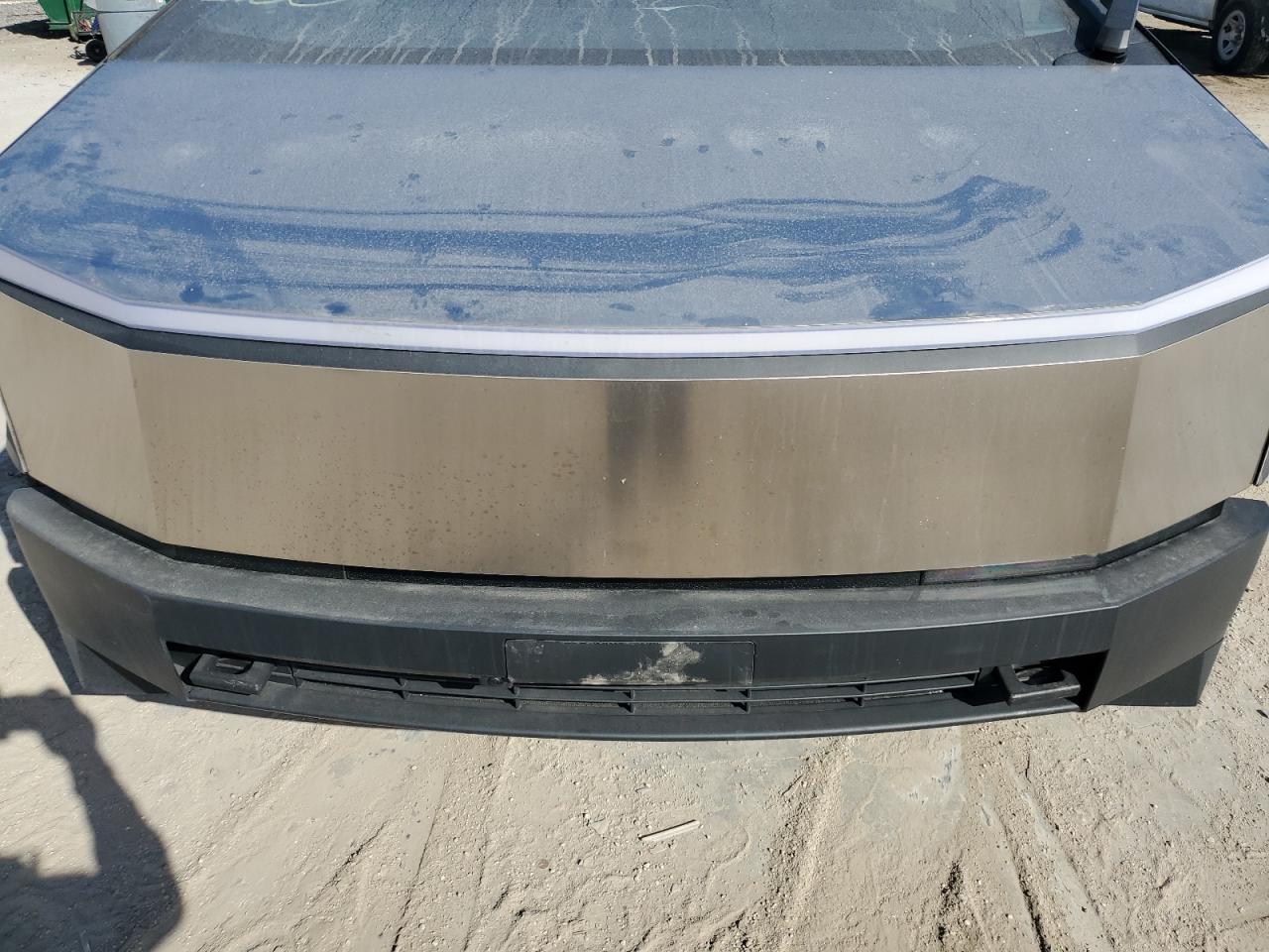 2024 TESLA CYBERTRUCK  VIN:7G2CEHEE6RA026631